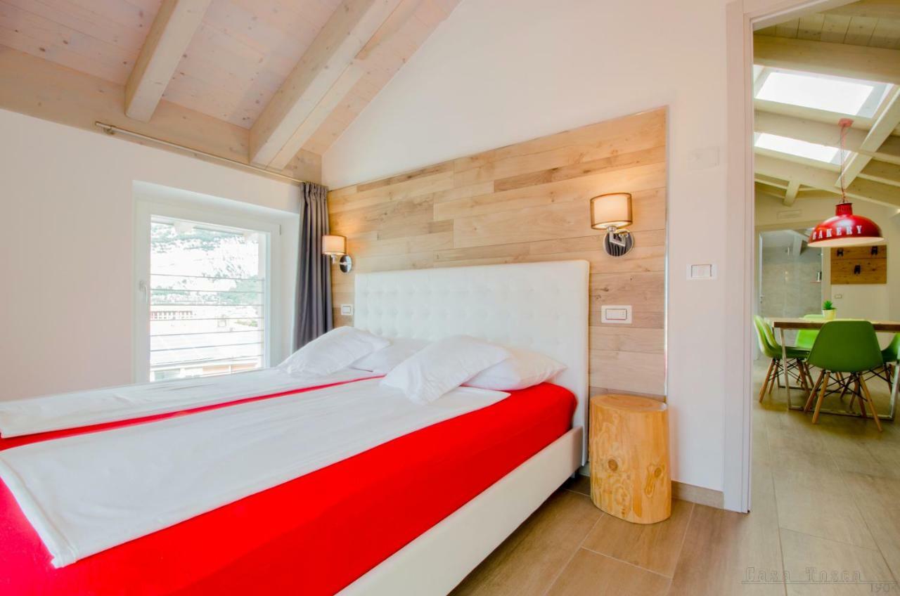 Casa Tosca - *